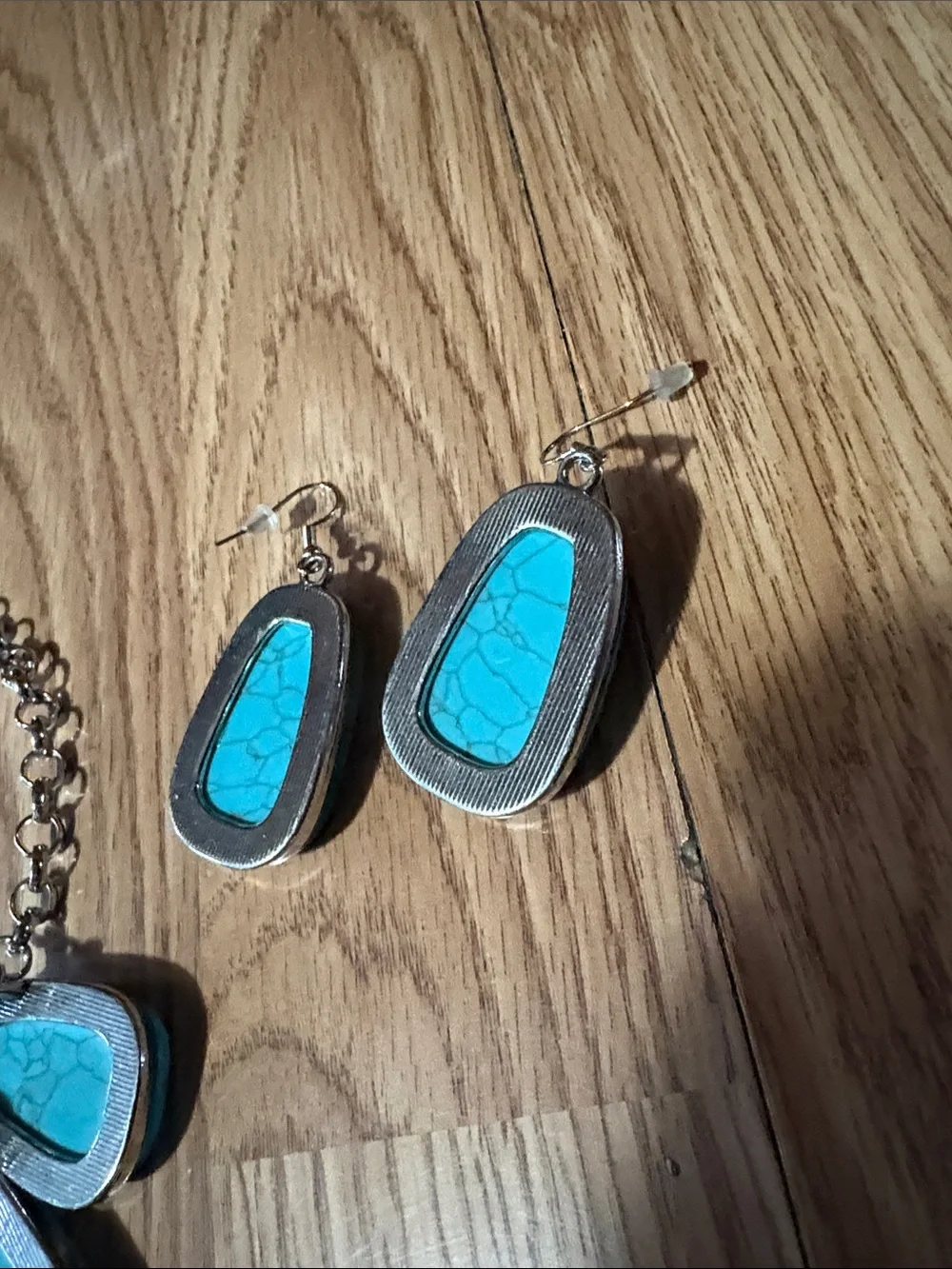 PAPARAZZI MONUMENTAL ZI COLLECTION WITH MATCHING EARRINGS SET